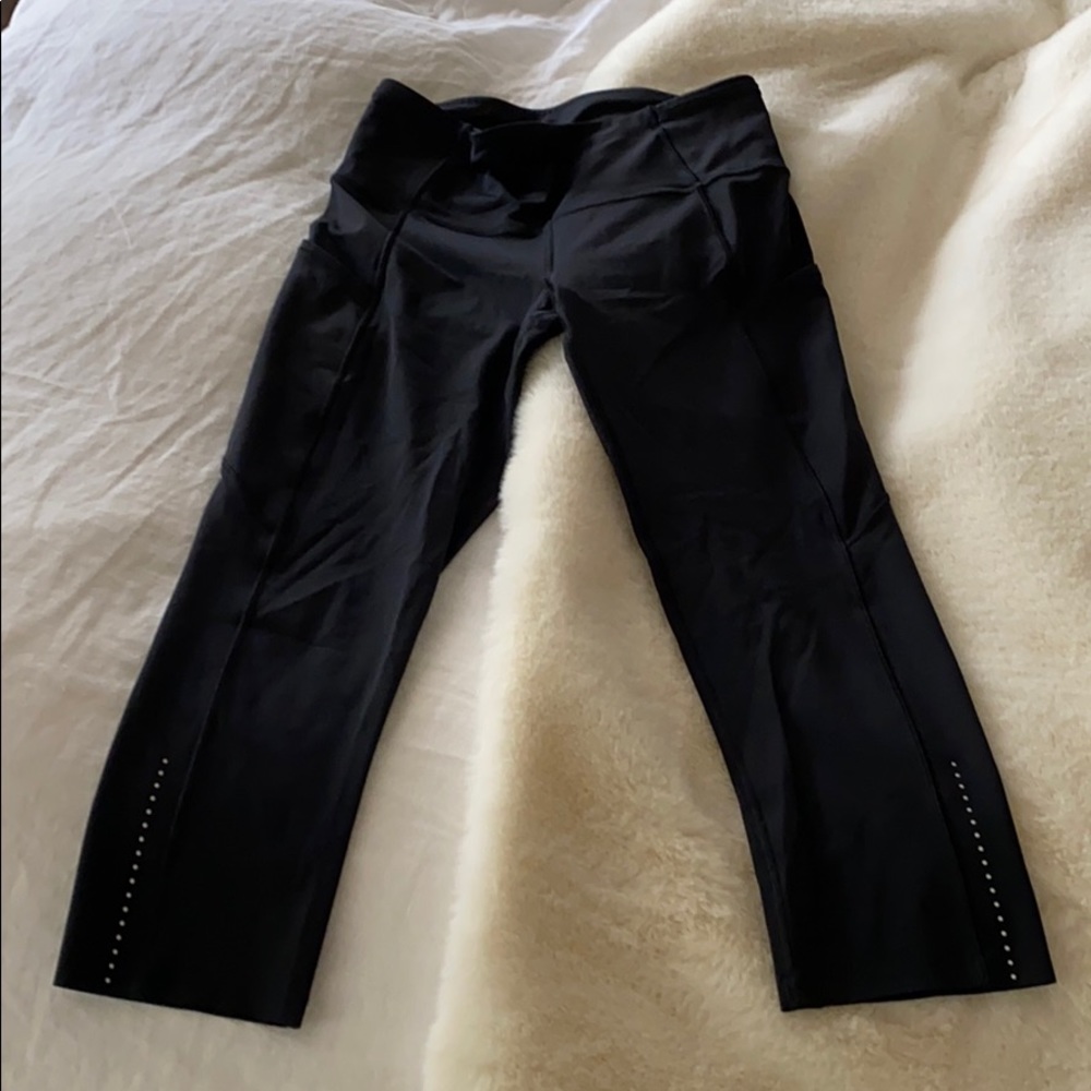 Lululemon crop leggings